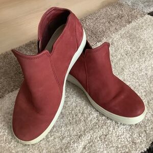 Burnt red Ecco shoes in size 7 (us) size 37( euro)